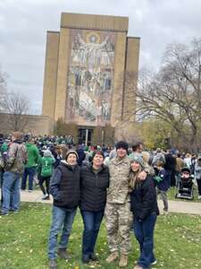 Notre Dame Fighting Irish - NCAA Football vs Virginia Cavaliers