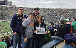 Notre Dame Fighting Irish - NCAA Football vs Virginia Cavaliers