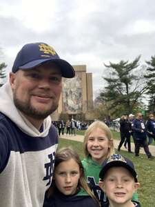 Notre Dame Fighting Irish - NCAA Football vs Virginia Cavaliers