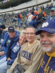 Notre Dame Fighting Irish - NCAA Football vs Virginia Cavaliers