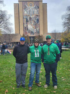 Notre Dame Fighting Irish - NCAA Football vs Virginia Cavaliers