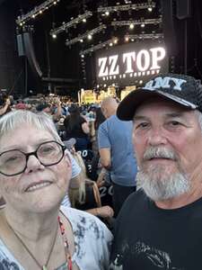 Lynyrd Skynyrd & ZZ Top: The Sharp Dressed Simple Man Tour