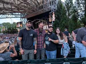 Lynyrd Skynyrd & ZZ Top: The Sharp Dressed Simple Man Tour