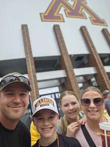 University of Minnesota Golden Gophers - NCAA Football vs Nevada Wolf Pack