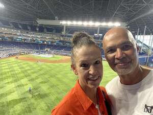 Miami Marlins - MLB vs Los Angeles Dodgers