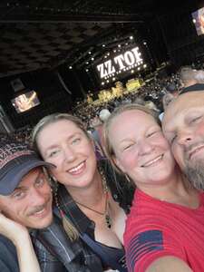 Lynyrd Skynyrd & ZZ Top: The Sharp Dressed Simple Man Tour