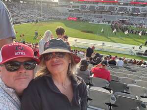 San Diego State Aztecs - NCAA Football vs University of Hawaii Rainbows