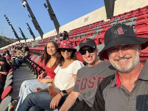 San Diego State Aztecs - NCAA Football vs University of Hawaii Rainbows