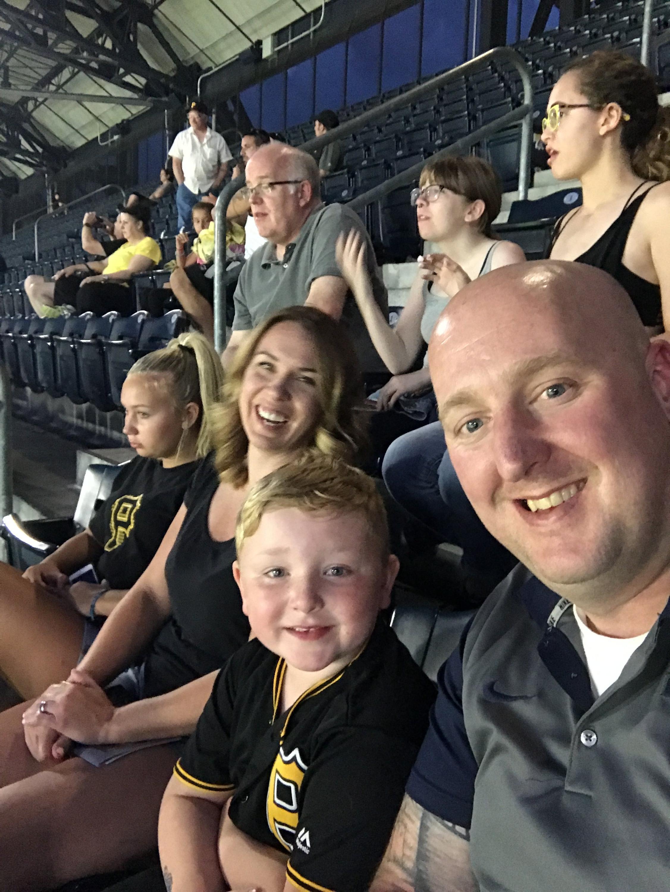 Pittsburgh Pirates vs. Cincinnati Reds - MLB