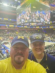 Michigan Wolverines - NCAA Men's Basketball vs Oakland Golden Grizzlies