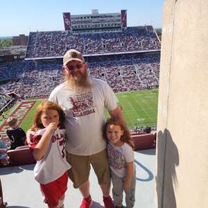 Oklahoma Sooners - NCAA Football vs South Carolina Gamecocks