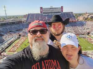 Oklahoma Sooners - NCAA Football vs South Carolina Gamecocks