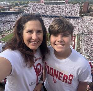 Oklahoma Sooners - NCAA Football vs South Carolina Gamecocks