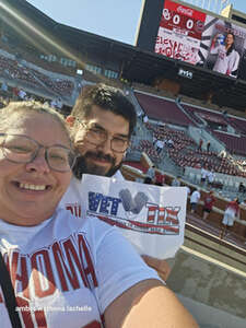 Oklahoma Sooners - NCAA Football vs South Carolina Gamecocks