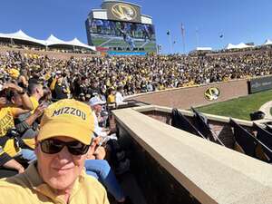 Missouri Tigers - NCAA Football vs Auburn Tigers