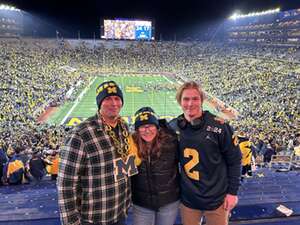 Michigan Wolverines - NCAA Football vs Michigan State Spartans