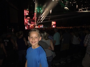 Brad Paisley With Special Guest Dustin Lynch, Chase Bryant, and Lindsay Ell