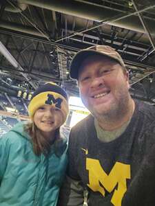 Michigan Wolverines - NCAA Men's Basketball vs Purdue Fort Wayne Mastodons