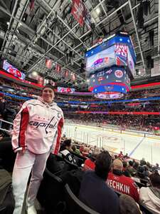 Capitals vs Ducks (Caps Canines Night)