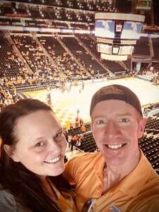 Tennessee Volunteers - NCAA Men's Basketball vs Arkansas Razorbacks