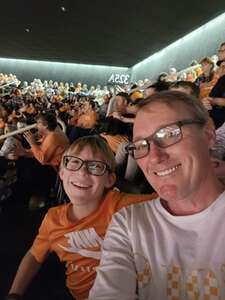 Tennessee Volunteers - NCAA Men's Basketball vs Arkansas Razorbacks