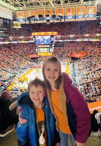 Tennessee Volunteers - NCAA Men's Basketball vs Arkansas Razorbacks