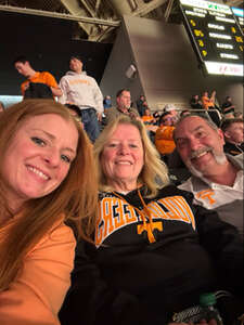 Tennessee Volunteers - NCAA Men's Basketball vs Georgia Bulldogs