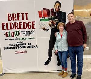 Brett Eldredge - GLOW: Welcome to the Family Tour