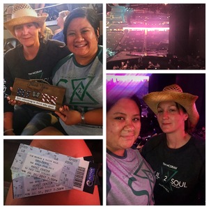 Marjorie attended Soul2Soul With Tim McGraw and Faith Hill on Jul 31st 2017 via VetTix 