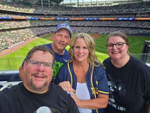 Milwaukee Brewers - MLB vs Texas Rangers