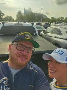 Milwaukee Brewers - MLB vs Pittsburgh Pirates