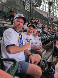 Milwaukee Brewers - MLB vs Pittsburgh Pirates