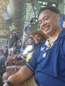 Milwaukee Brewers - MLB vs Chicago Cubs