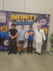 INFINITY TOY & COMIC CONVENTION