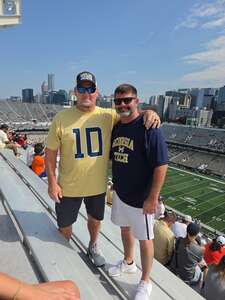 Georgia Tech Yellow Jackets - NCAA Football vs Mercer Bears