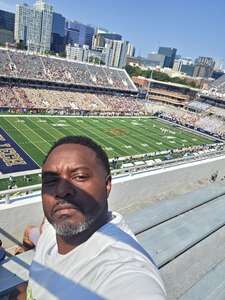 Georgia Tech Yellow Jackets - NCAA Football vs Mercer Bears