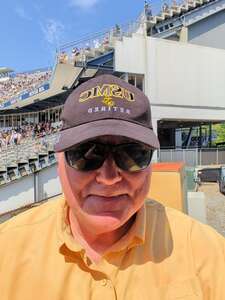 Georgia Tech Yellow Jackets - NCAA Football vs Mercer Bears