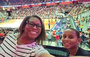 Connecticut Sun - WNBA vs Chicago Sky