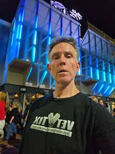 Bryan Adams: Roll with the Punches w/ guest Pat Benatar & Neil Giraldo