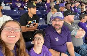 Washington Huskies - NCAA Football vs Utah State Aggies