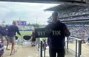 Washington Huskies - NCAA Football vs Utah State Aggies