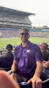 Washington Huskies - NCAA Football vs Utah State Aggies