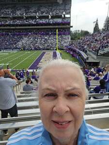 Washington Huskies - NCAA Football vs Utah State Aggies