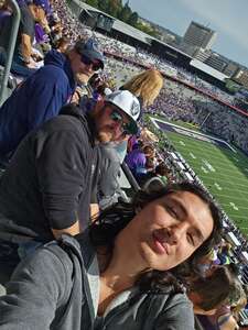 Washington Huskies - NCAA Football vs Utah State Aggies