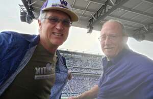 Washington Huskies - NCAA Football vs Utah State Aggies