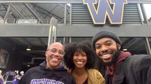 Washington Huskies - NCAA Football vs Utah State Aggies