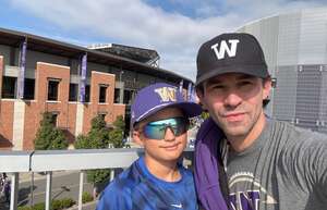 Washington Huskies - NCAA Football vs Eastern Washington University