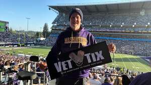 Washington Huskies - NCAA Football vs Eastern Washington University