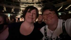 Bryan Adams: Roll with the Punches w/ guest Pat Benatar & Neil Giraldo