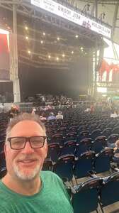 BRAD PAISLEY LIVE